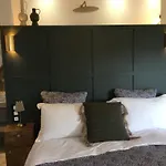Cosy Chic Homestay *